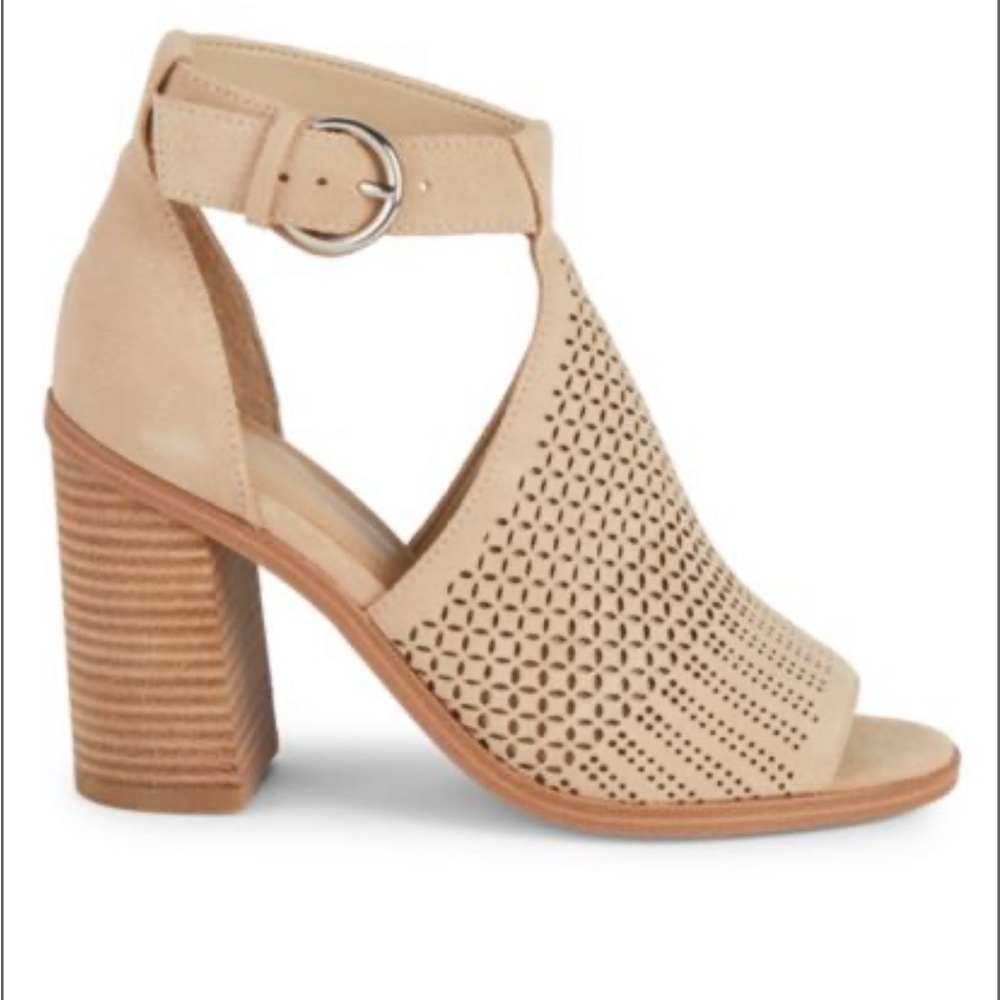 Marc Fisher Size 8.5 Vixen Women's Tan Peep-Toe Block Heel Sandals